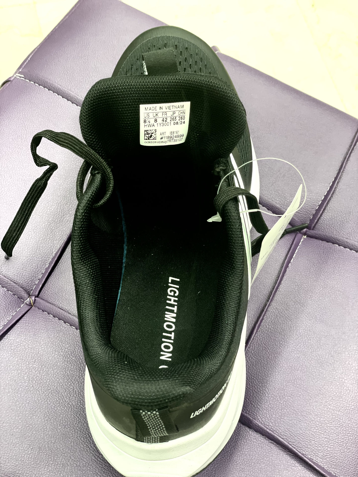 کفش ورزشی آدیداس voeuy مدل 9672