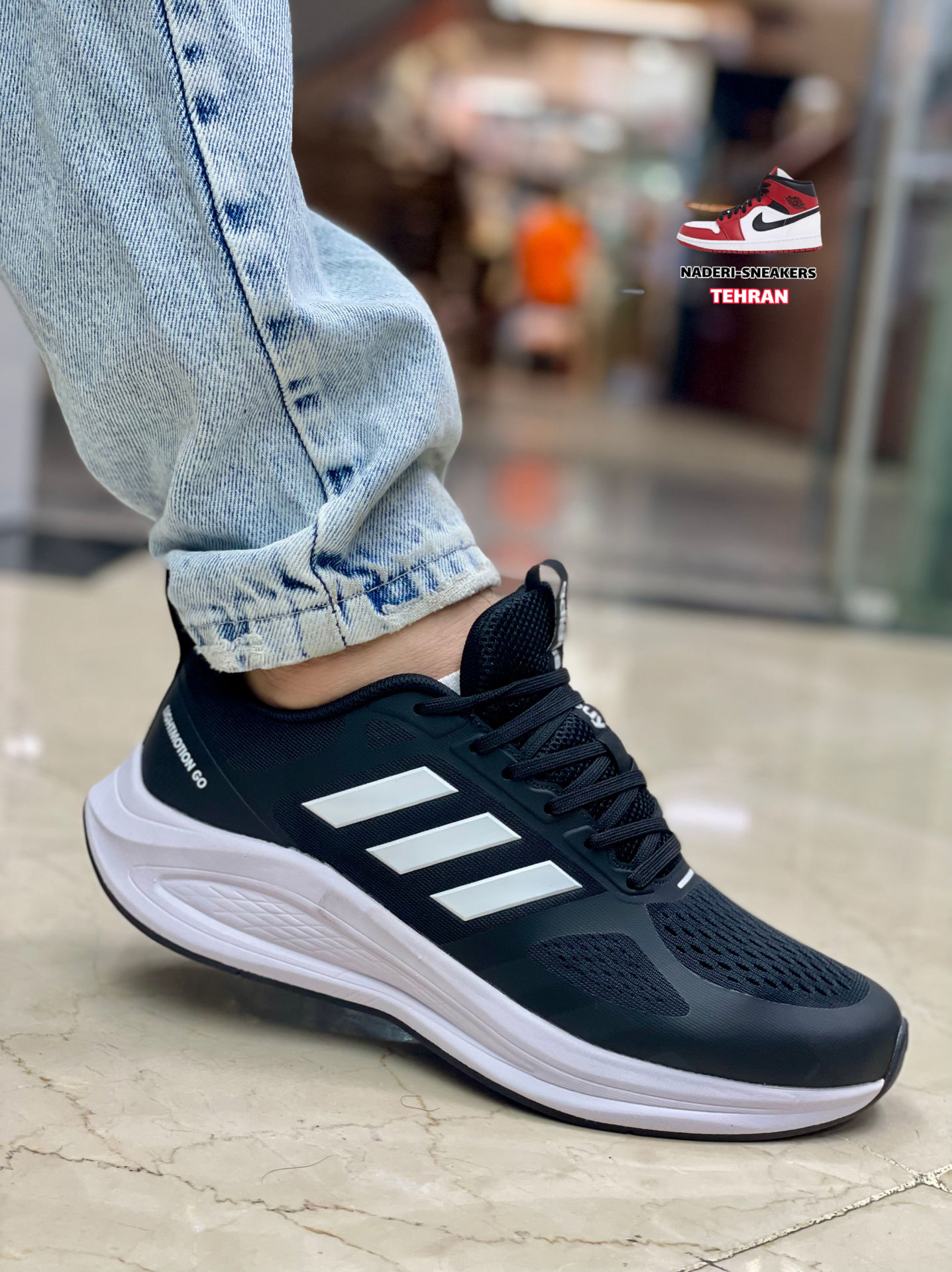 کفش ورزشی آدیداس voeuy مدل 9672