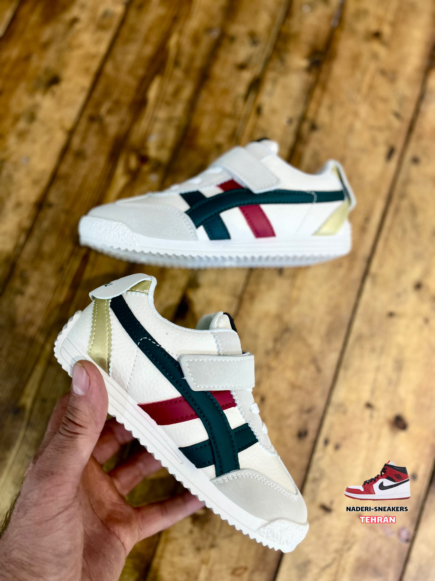 کفش ورزشی بچه گانه مدل 9860