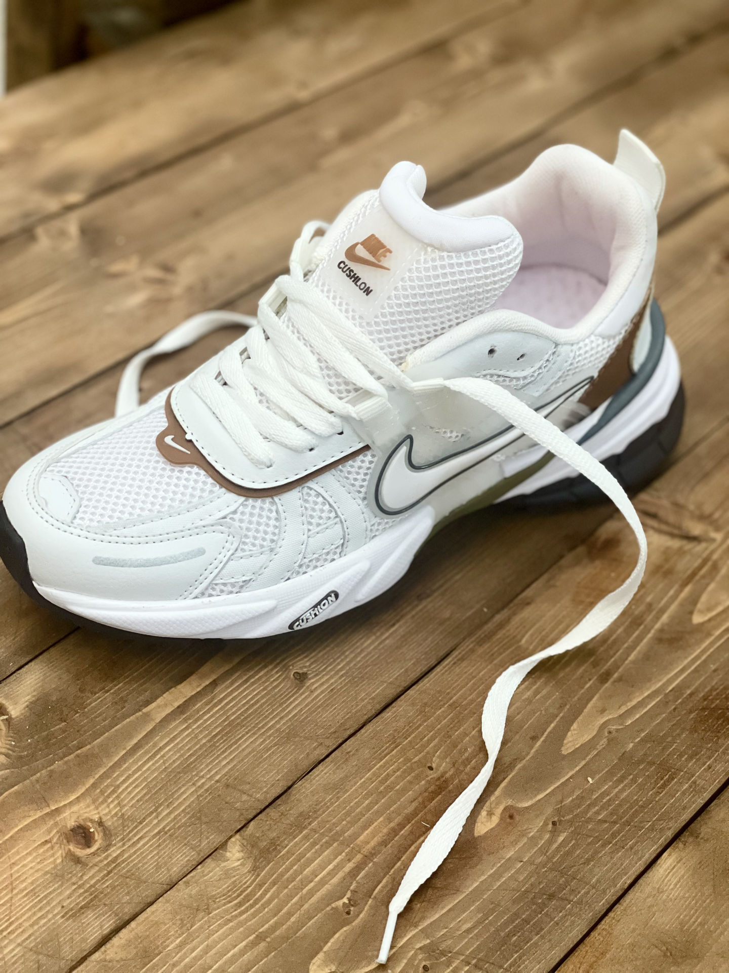 کفش ورزشی نایک وی تو کی مدل 635301