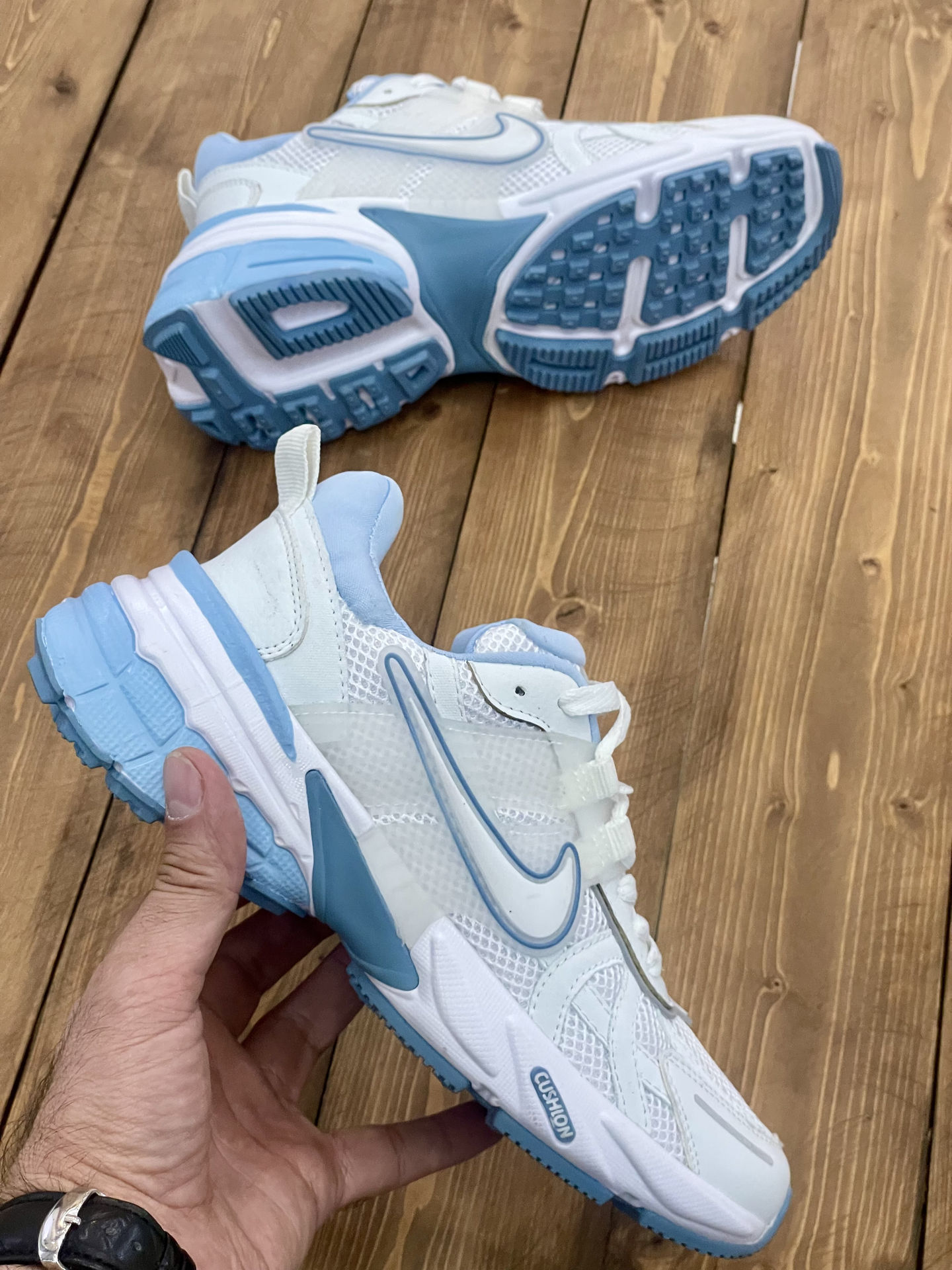 کفش ورزشی نایک وی تو کی مدل 635301