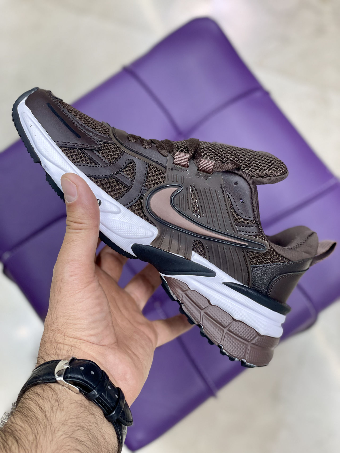 کفش ورزشی نایک وی تو کی مدل 635301