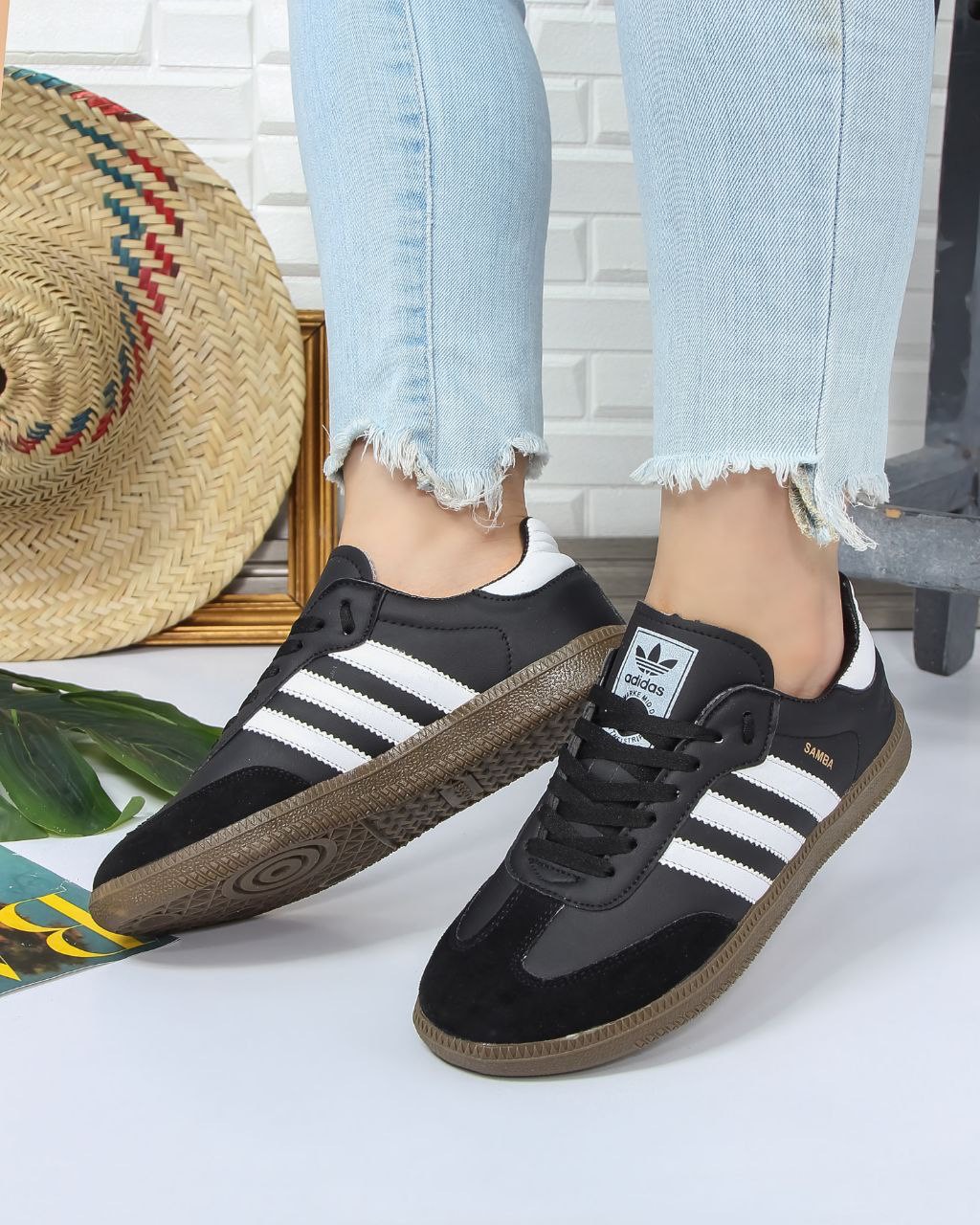 کتونی ورزشی آدیداس سامبا مدل 5804