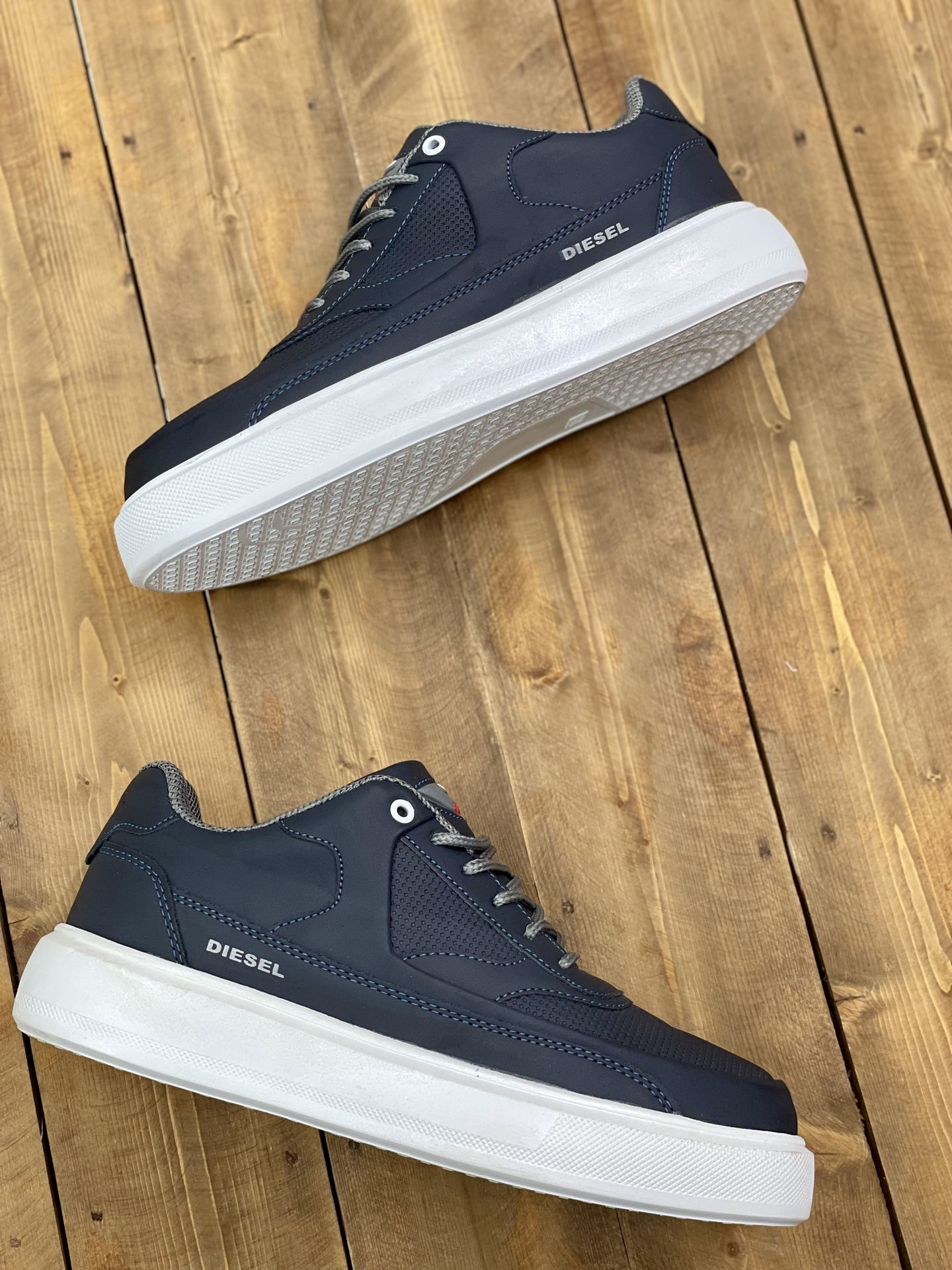 کفش ورزشی دیزل مدل 281