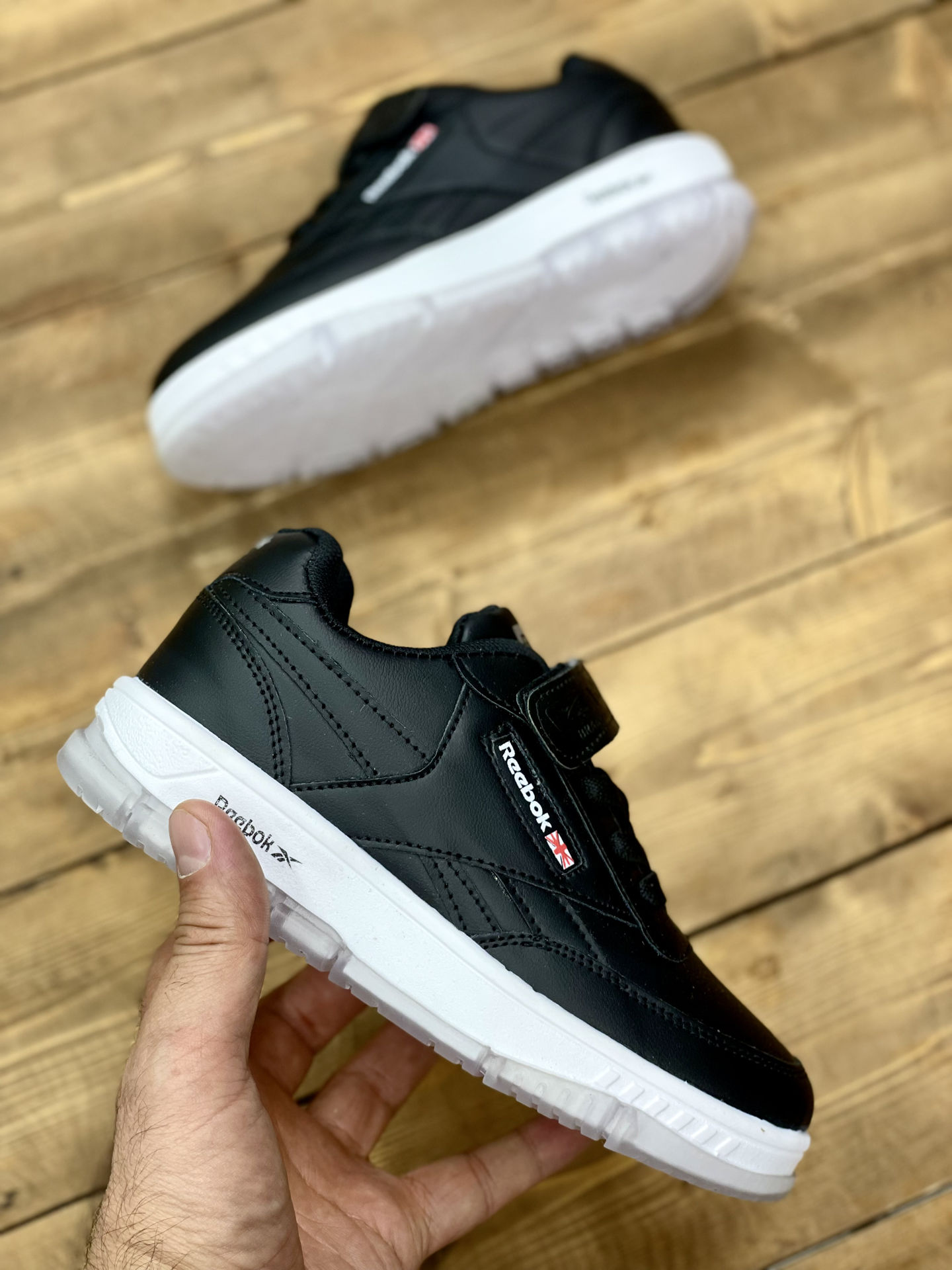 کفش ورزشی ریبوک بچه گانه مدل 9830