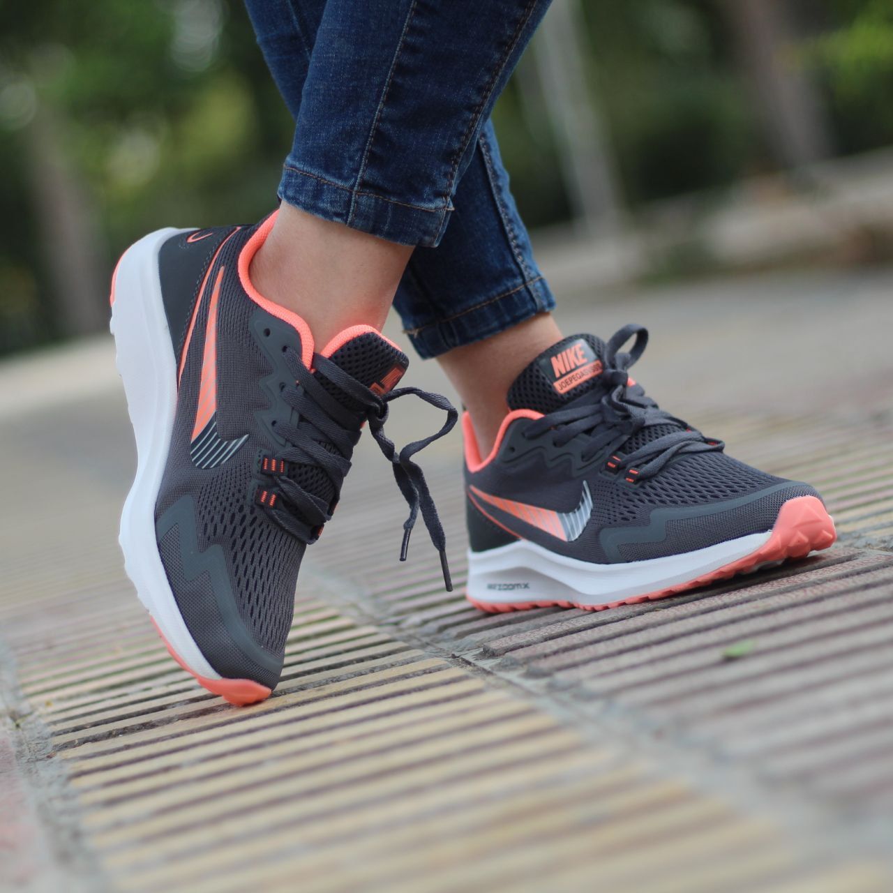 کفش ورزشی نایک زوم آفباکس مدل 1382