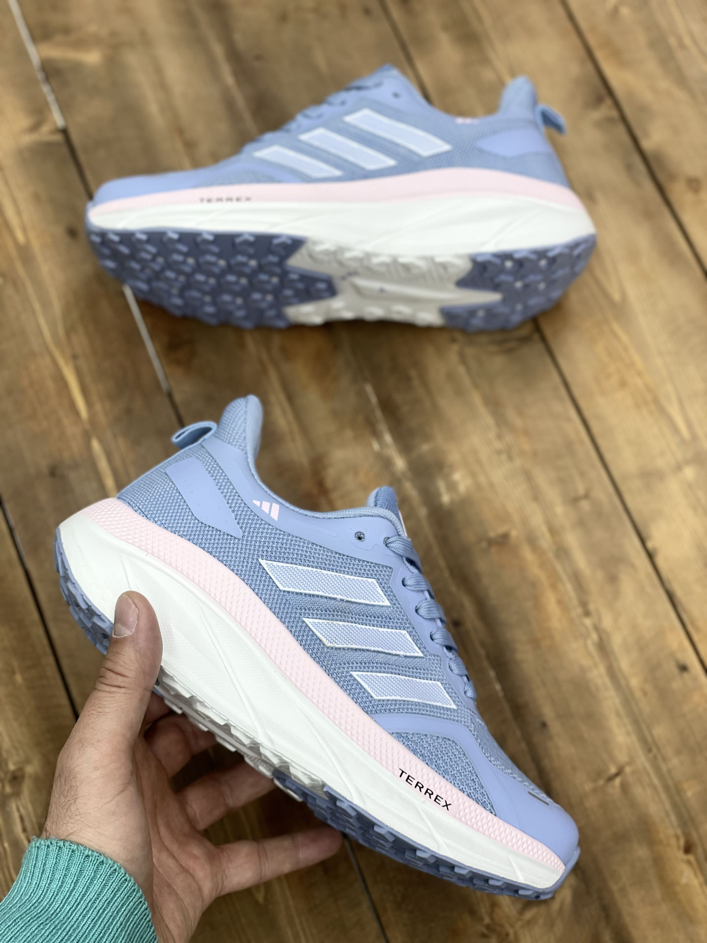 کفش ورزشی آدیداس ترکس وارداتی مدل 211