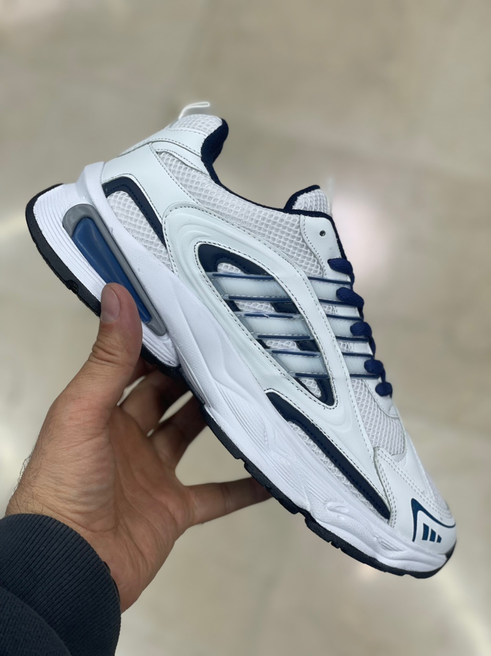  سفید سرمه ای