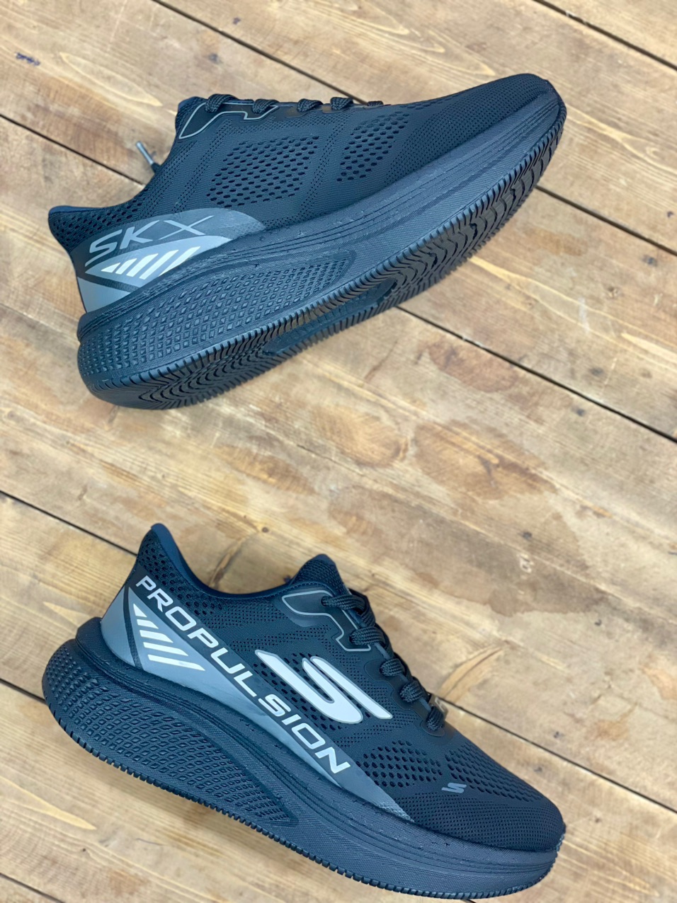 کفش ورزشی اسکیچرز  SKECHERS ایر فلکس 1074