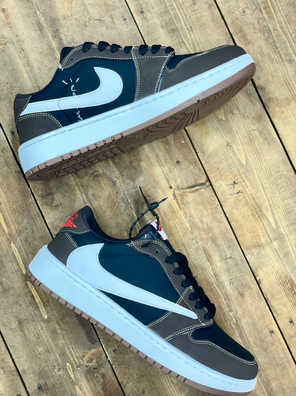 کفش ورزشی نایک  NIKE ترویس مدل 10120