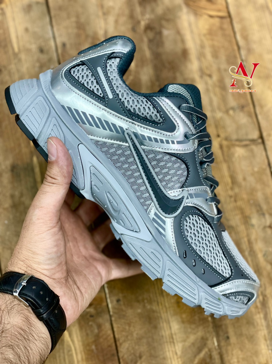 کفش ورزشی نایک V5 NIKE 1079 1090